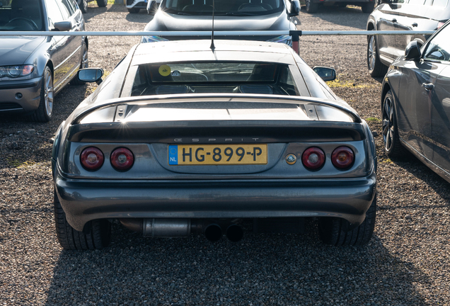 Lotus Esprit V8 GT
