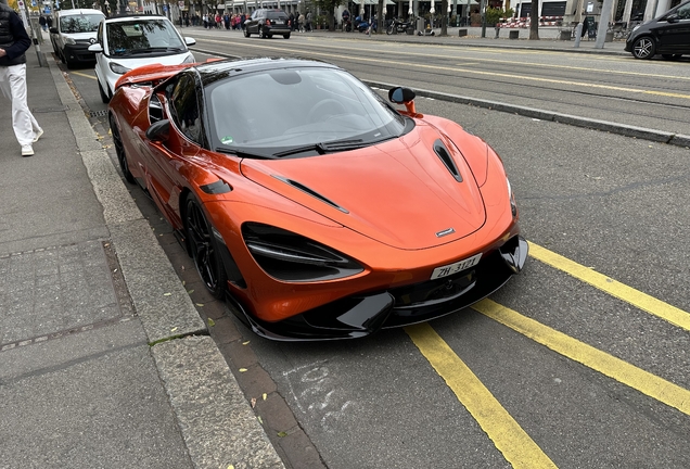 McLaren 765LT Spider