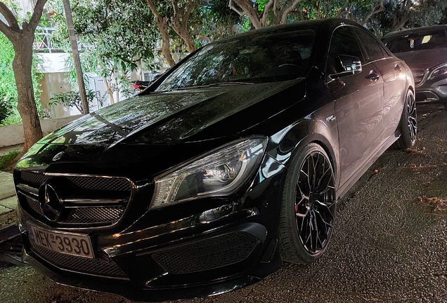Mercedes-Benz CLA 45 AMG C117