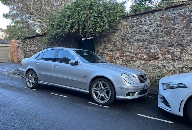 Mercedes-Benz E 55 AMG