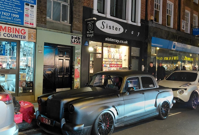 Mercedes-Benz Ponton 63 AMG