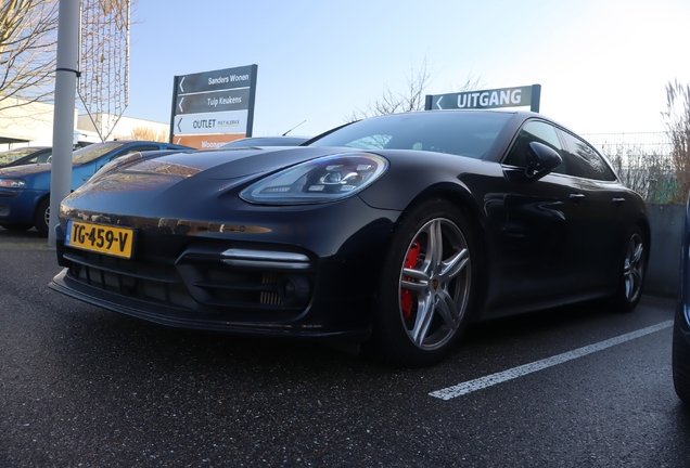 Porsche 971 Panamera Turbo Sport Turismo