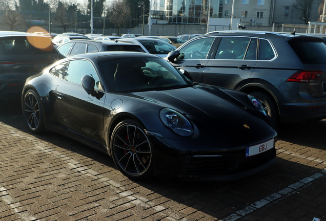 Porsche 992 Carrera 4S MkI