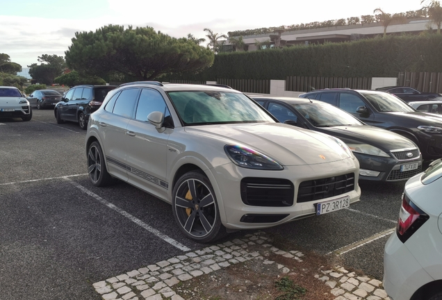 Porsche Cayenne Turbo S E-Hybrid