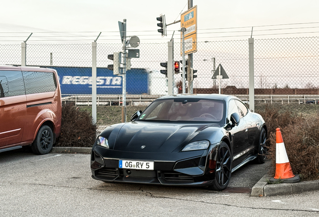 Porsche Taycan Turbo