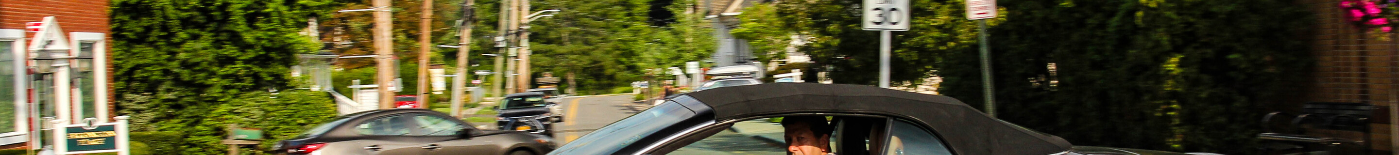 Aston Martin Virage Volante 2011