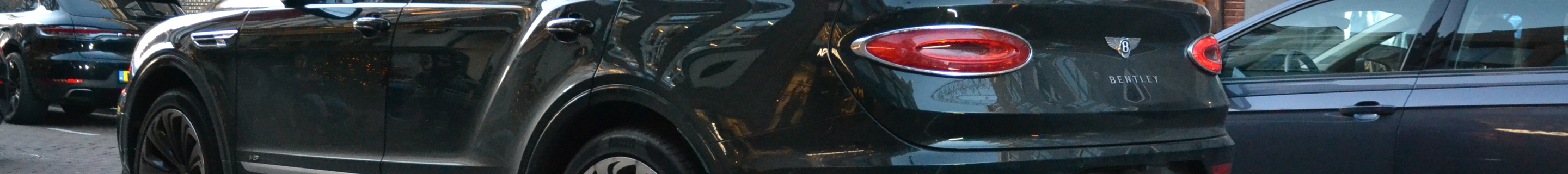 Bentley Bentayga V8 2021