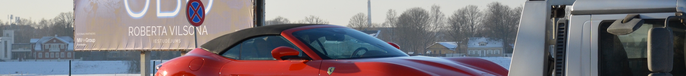 Ferrari Roma Spider
