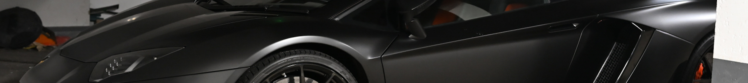 Lamborghini Aventador LP700-4