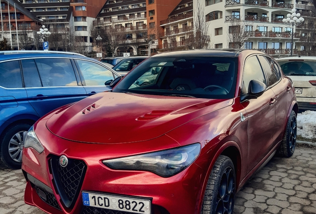 Alfa Romeo Stelvio Quadrifoglio 2023