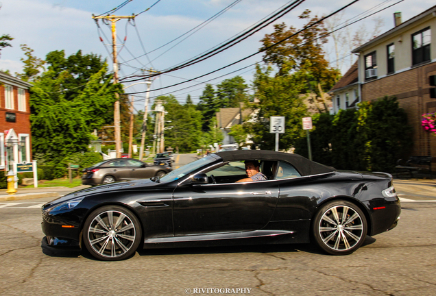 Aston Martin Virage Volante 2011