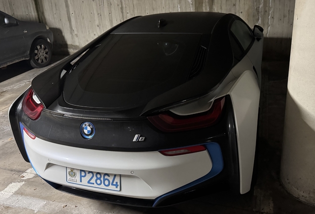 BMW i8