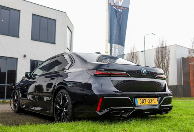 BMW M760e xDrive