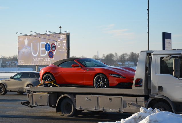 Ferrari Roma Spider