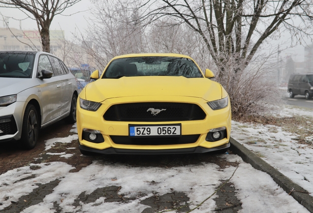 Ford Mustang GT 2015
