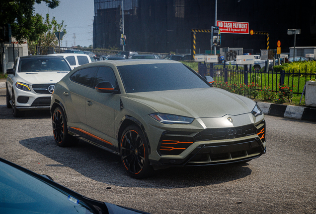 Lamborghini Urus