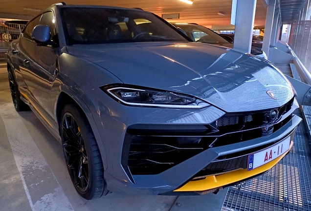 Lamborghini Urus SE