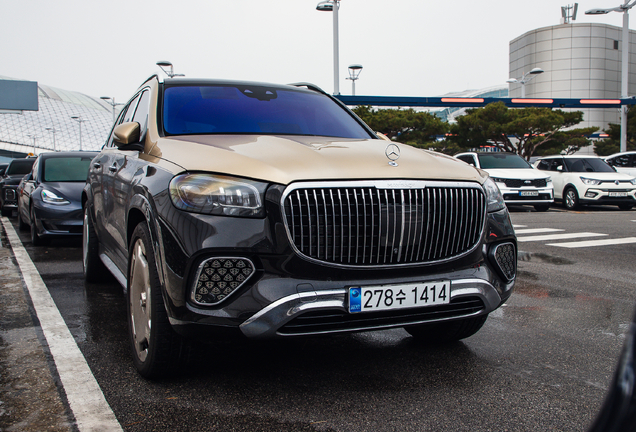 Mercedes-Maybach GLS 600 2024