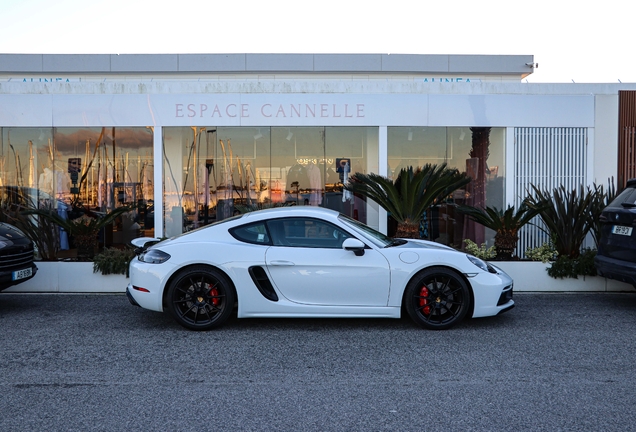 Porsche 718 Cayman GTS