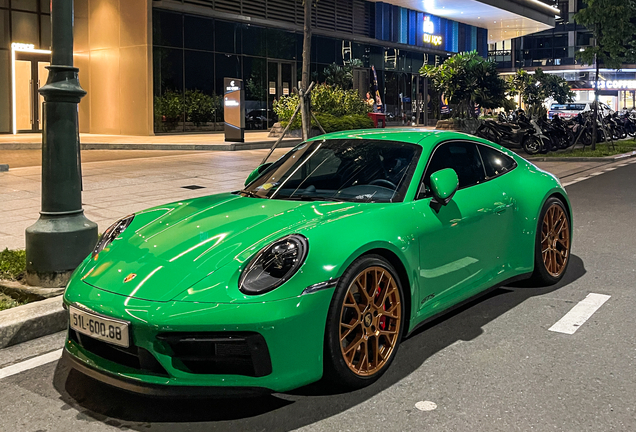 Porsche 992 Carrera 4 GTS MkI