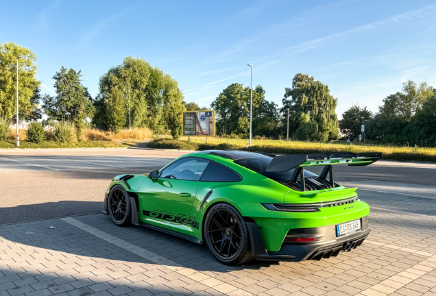 Porsche 992 GT3 RS MkI Weissach Package