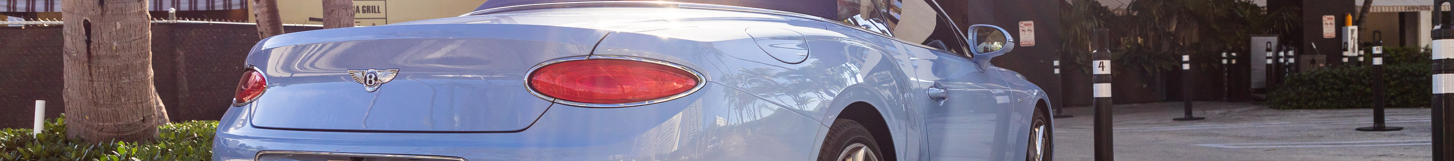 Bentley Continental GTC V8 Azure