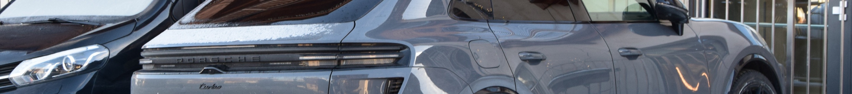 Porsche Macan EV Turbo