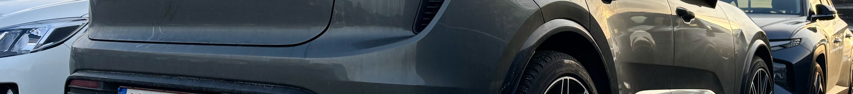 Porsche Macan EV Turbo