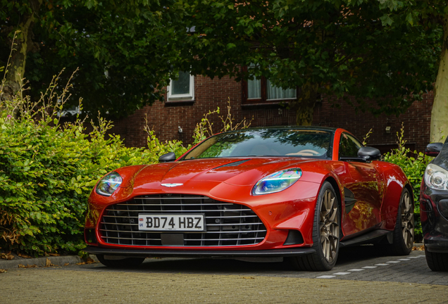 Aston Martin Vanquish 2025