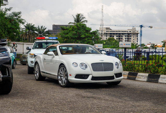 Bentley Continental GTC V8