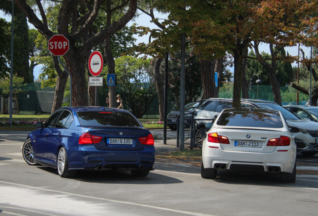 BMW M5 F10 2011