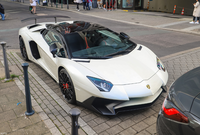 Lamborghini Aventador LP750-4 SuperVeloce Roadster