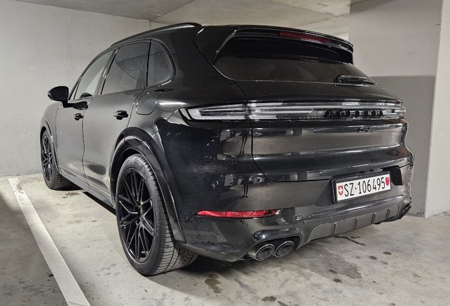 Porsche 9YA Cayenne Turbo E-Hybrid