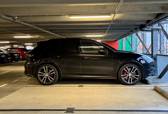 Porsche 9YA Cayenne Turbo E-Hybrid
