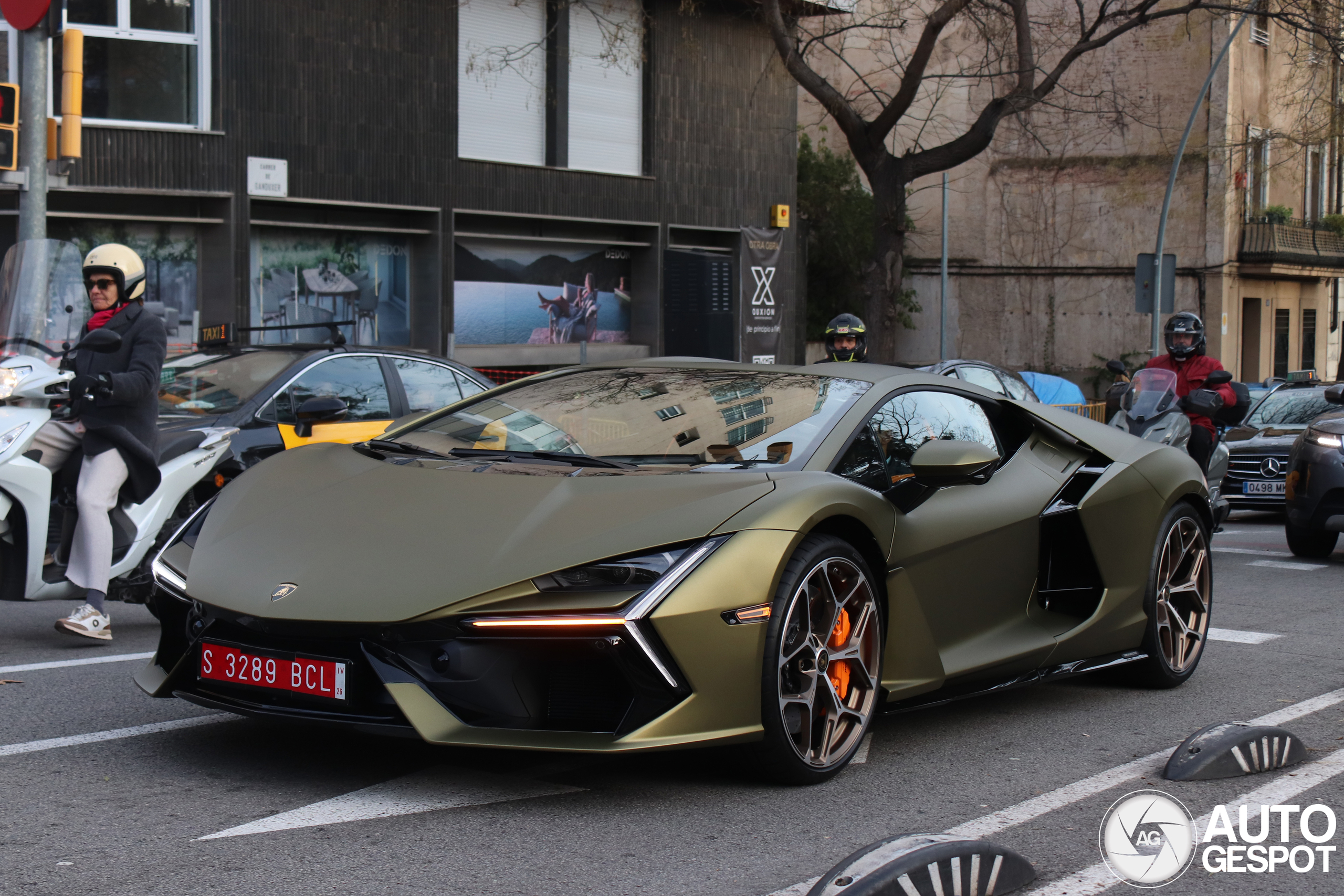 Lamborghini Revuelto