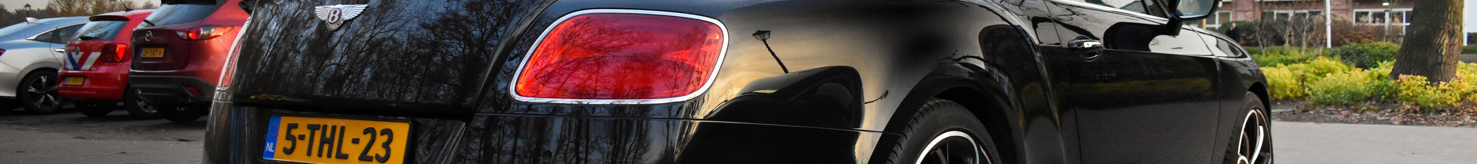 Bentley Continental GTC V8