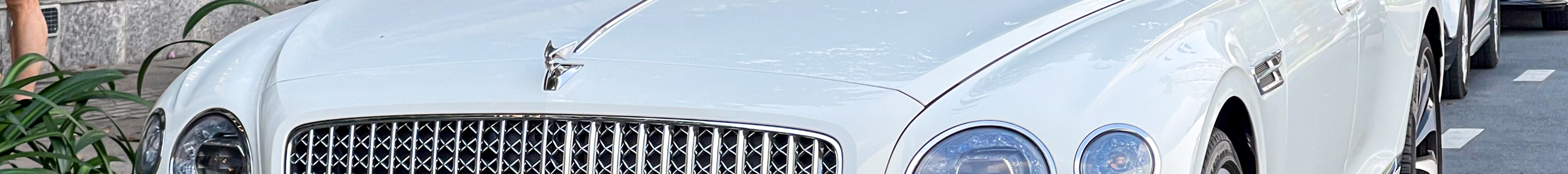 Bentley Flying Spur V8 2021 First Edition