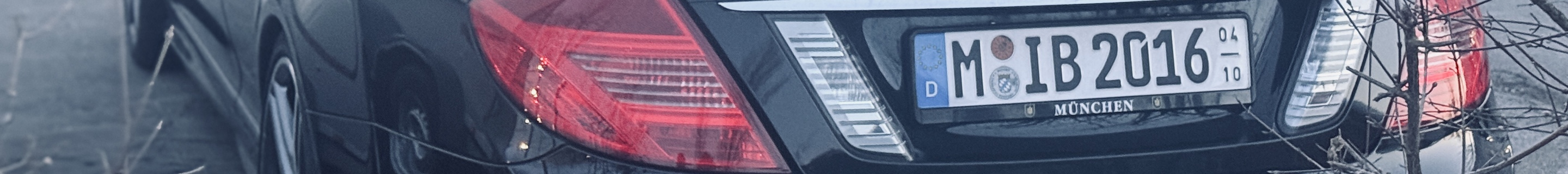 Mercedes-Benz CL 63 AMG C216 2011