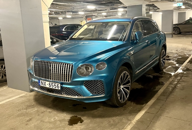 Bentley Bentayga Azure 2024