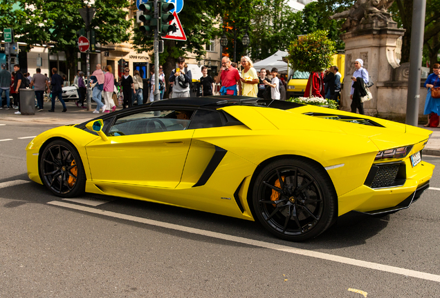 Lamborghini Aventador LP700-4 Roadster