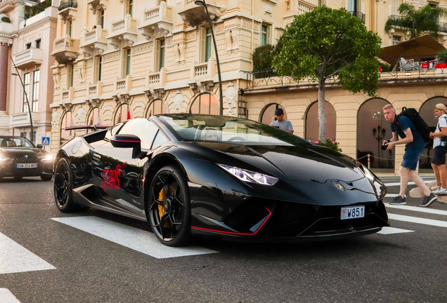 Lamborghini Huracán LP640-4 Performante Spyder
