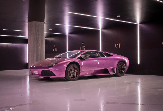 Lamborghini Murciélago LP640