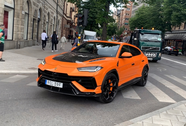 Lamborghini Urus Performante