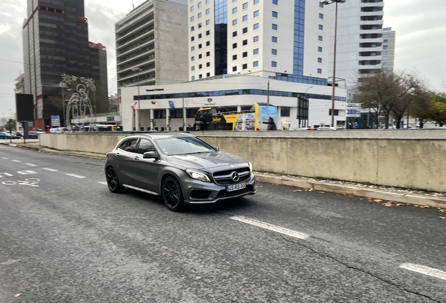 Mercedes-AMG GLA 45 X156