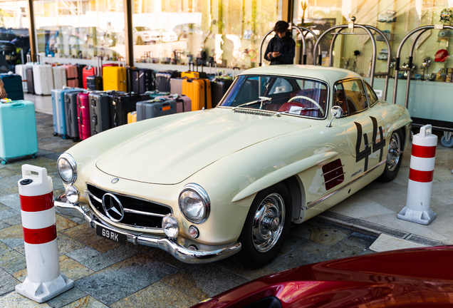 Mercedes-Benz 300SL Gullwing
