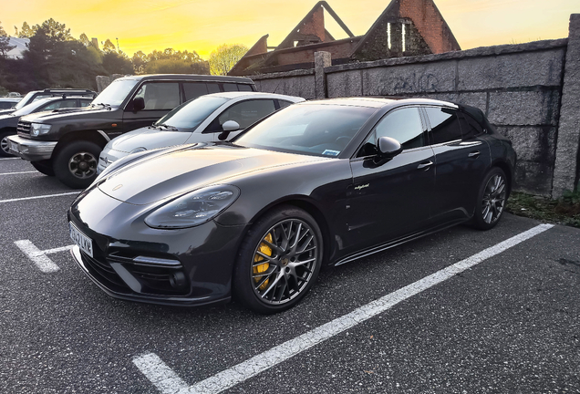 Porsche 971 Panamera Turbo S E-Hybrid Sport Turismo MkI