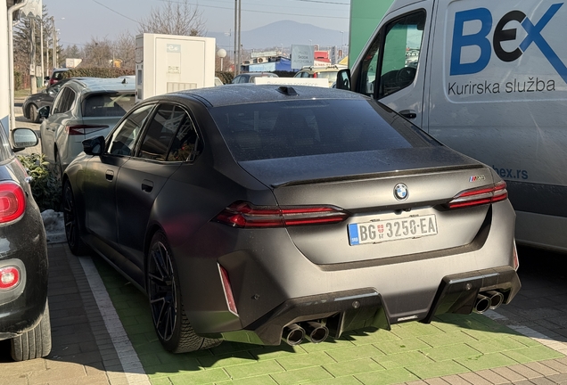 BMW M5 G90