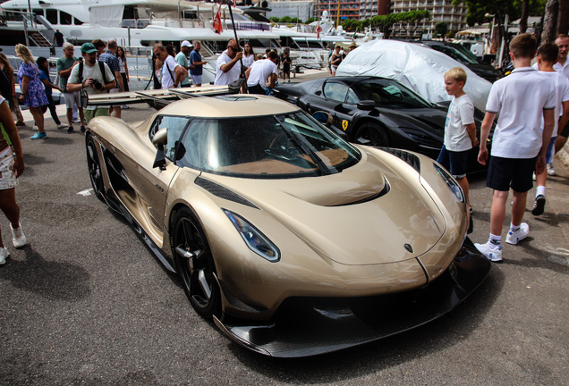 Koenigsegg Jesko Attack