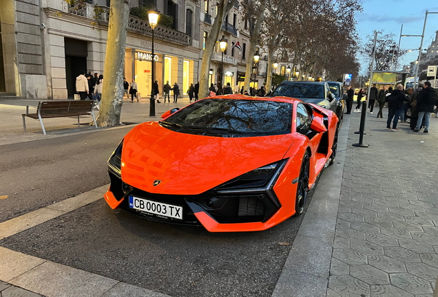 Lamborghini Revuelto
