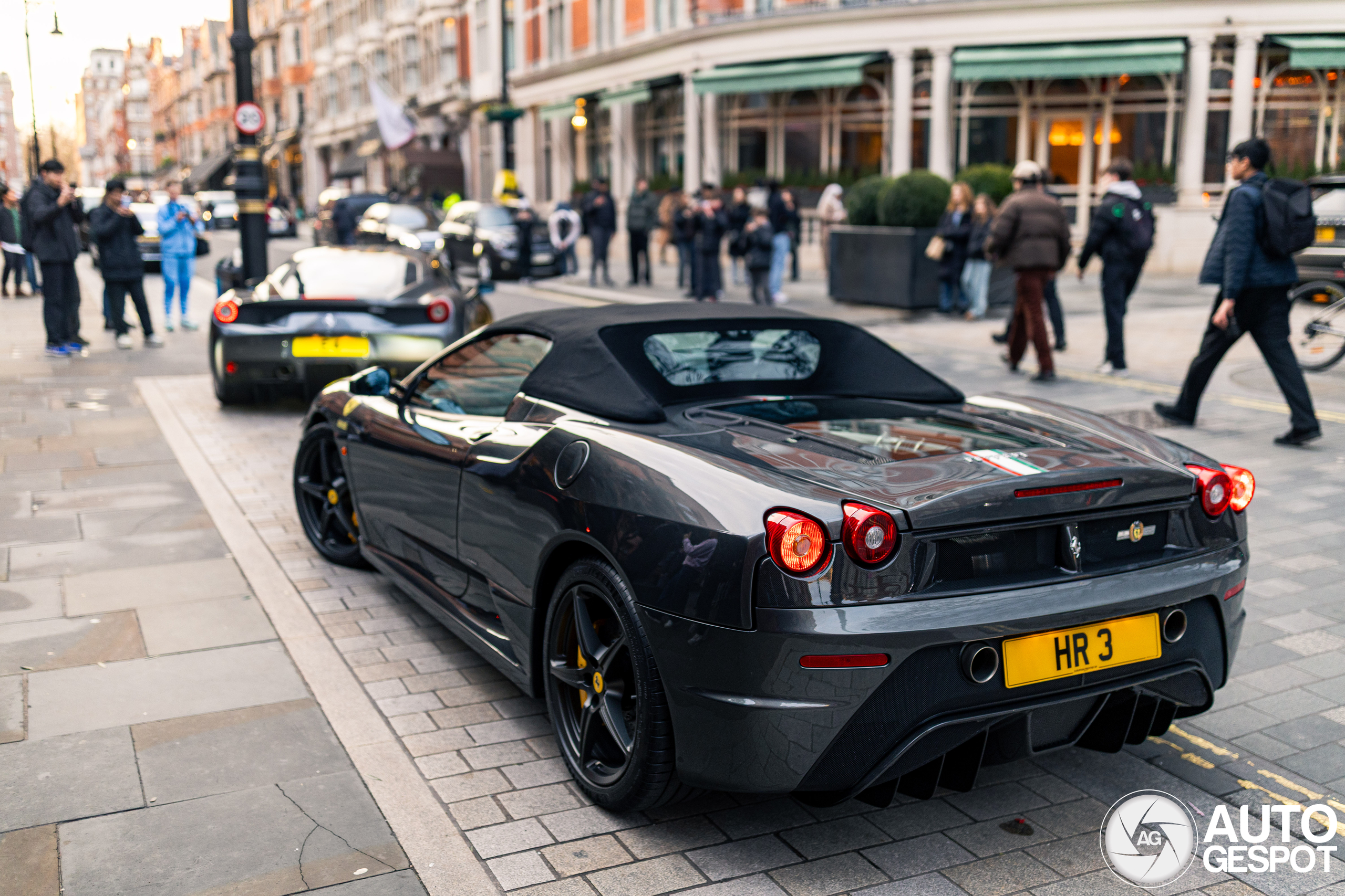 Rijdende investeringen gespot in hartje Londen